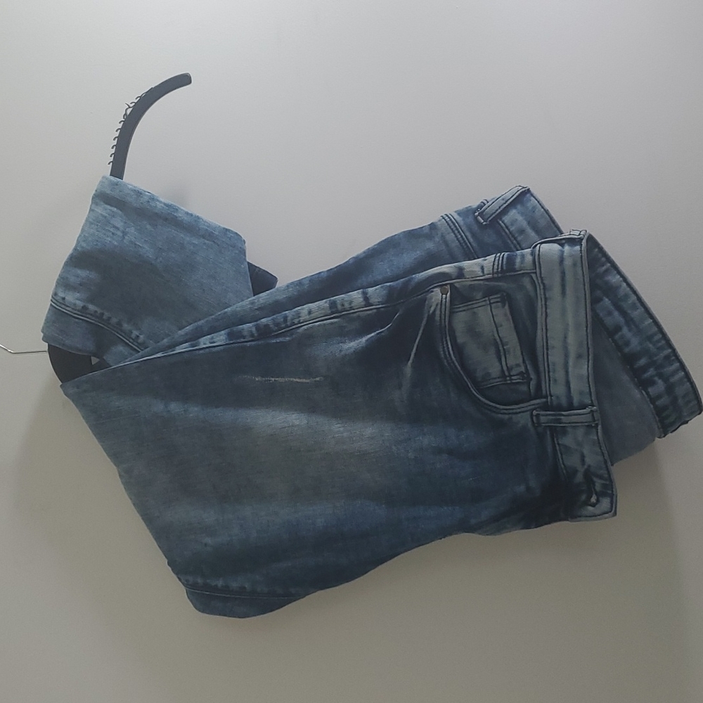 Acid wash design fame forever jeans